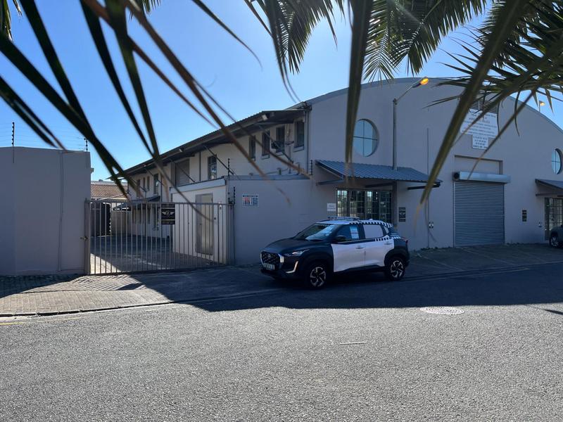 To Let Commercial Property for Rent in Paarden Eiland Western Cape